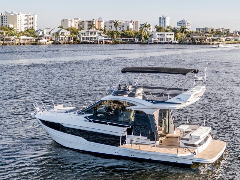 400 Galeon Fly