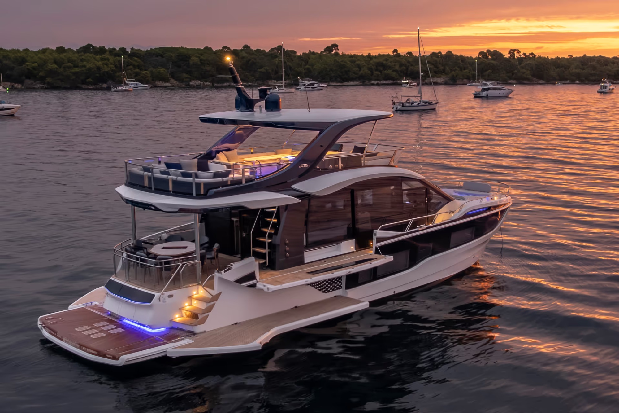 Galeon 620 Fly