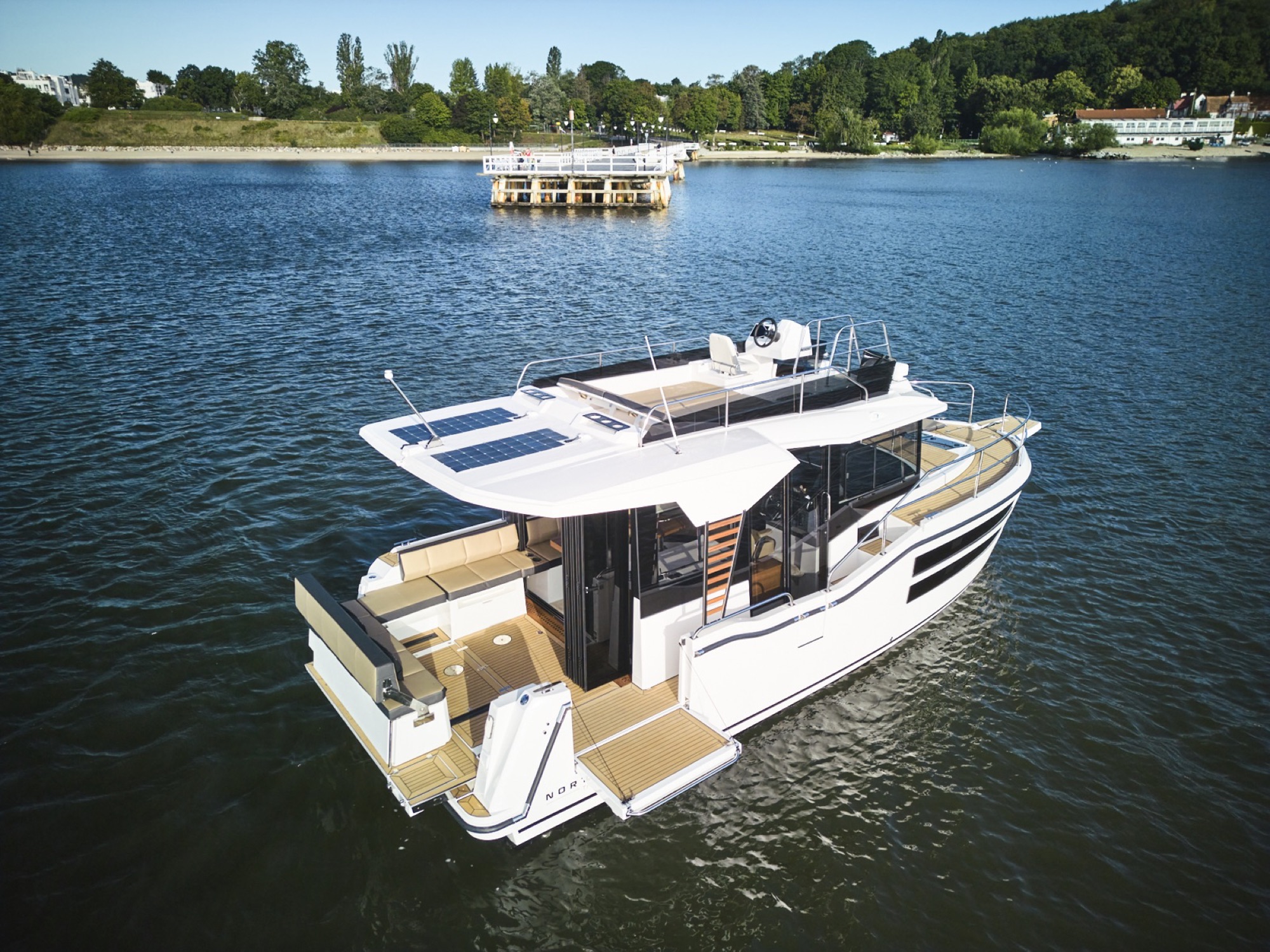 Northman 1050 Trawler – Polboat Yachting Festival