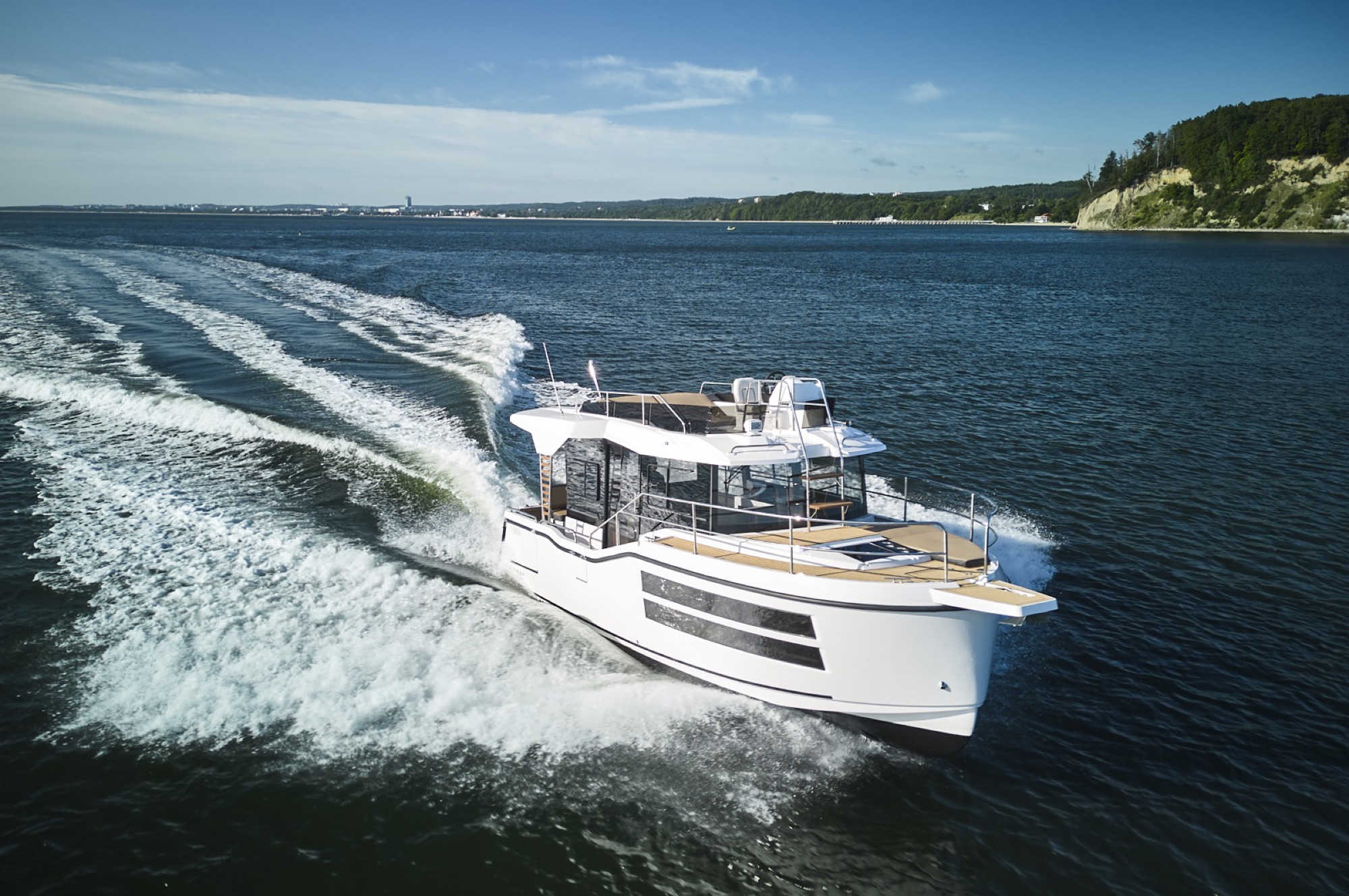 Northman 1050 Trawler – Polboat Yachting Festival