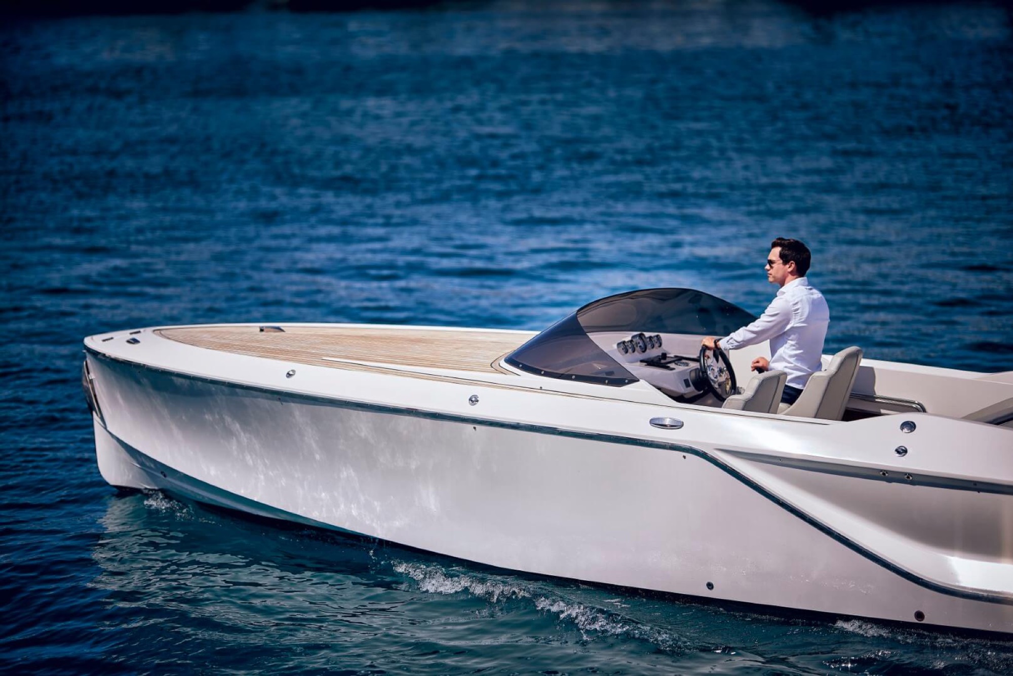 Frauscher Fantom 858